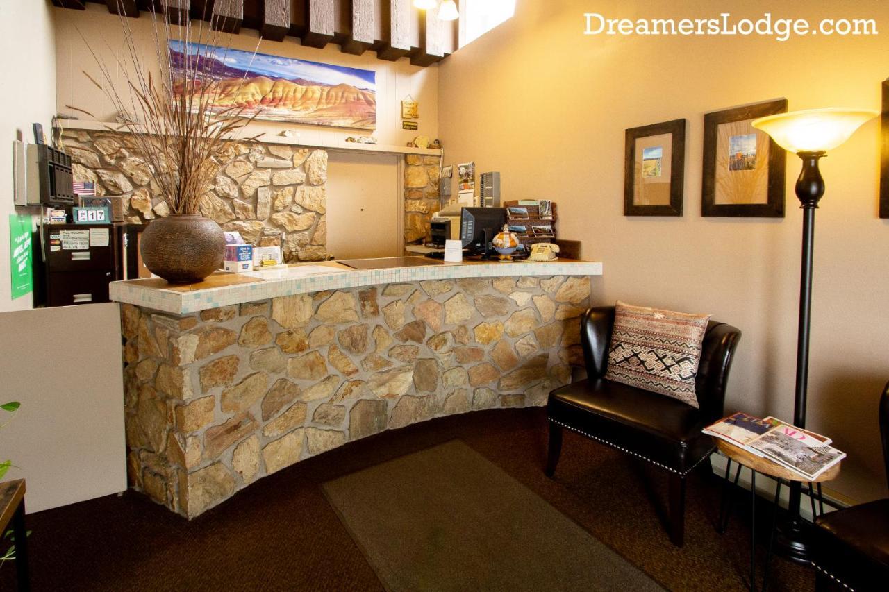 Dreamers Lodge ジョン・デイ エクステリア 写真